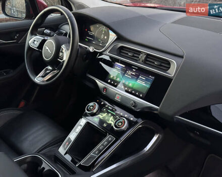 Красный Ягуар I-Pace, объемом двигателя 0 л и пробегом 163 тыс. км за 21999 $, фото 45 на Automoto.ua