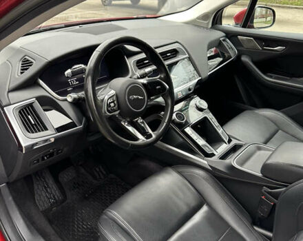 Красный Ягуар I-Pace, объемом двигателя 0 л и пробегом 96 тыс. км за 27000 $, фото 45 на Automoto.ua