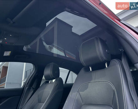 Красный Ягуар I-Pace, объемом двигателя 0 л и пробегом 142 тыс. км за 23500 $, фото 6 на Automoto.ua