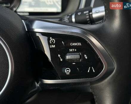 Красный Ягуар I-Pace, объемом двигателя 0 л и пробегом 163 тыс. км за 21999 $, фото 39 на Automoto.ua