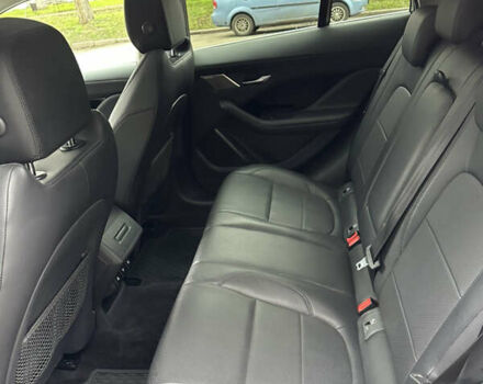 Красный Ягуар I-Pace, объемом двигателя 0 л и пробегом 96 тыс. км за 27000 $, фото 50 на Automoto.ua