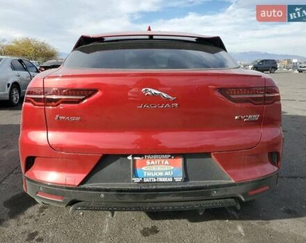 Красный Ягуар I-Pace, объемом двигателя 0 л и пробегом 57 тыс. км за 13800 $, фото 2 на Automoto.ua