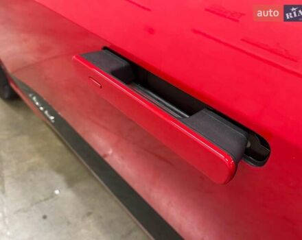 Красный Ягуар I-Pace, объемом двигателя 0 л и пробегом 140 тыс. км за 23899 $, фото 6 на Automoto.ua