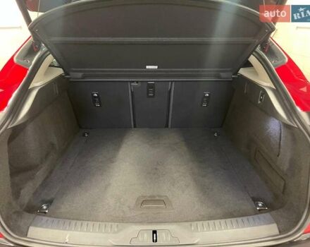 Красный Ягуар I-Pace, объемом двигателя 0 л и пробегом 140 тыс. км за 23899 $, фото 11 на Automoto.ua