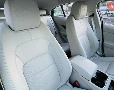Красный Ягуар I-Pace, объемом двигателя 0 л и пробегом 42 тыс. км за 32900 $, фото 47 на Automoto.ua