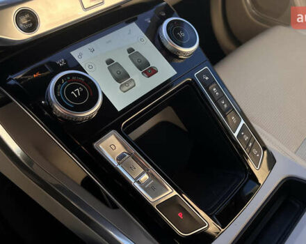 Ягуар I-Pace, объемом двигателя 0 л и пробегом 56 тыс. км за 24946 $, фото 25 на Automoto.ua