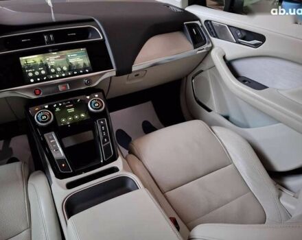 Ягуар I-Pace, объемом двигателя 0 л и пробегом 139 тыс. км за 24500 $, фото 16 на Automoto.ua