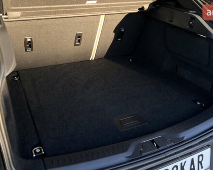 Ягуар I-Pace, объемом двигателя 0 л и пробегом 56 тыс. км за 24946 $, фото 35 на Automoto.ua