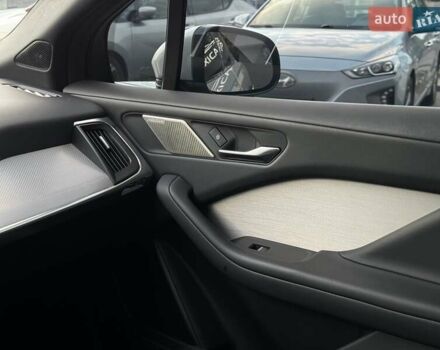 Серый Ягуар I-Pace, объемом двигателя 0 л и пробегом 209 тыс. км за 20900 $, фото 50 на Automoto.ua