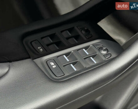 Серый Ягуар I-Pace, объемом двигателя 0 л и пробегом 150 тыс. км за 20900 $, фото 29 на Automoto.ua