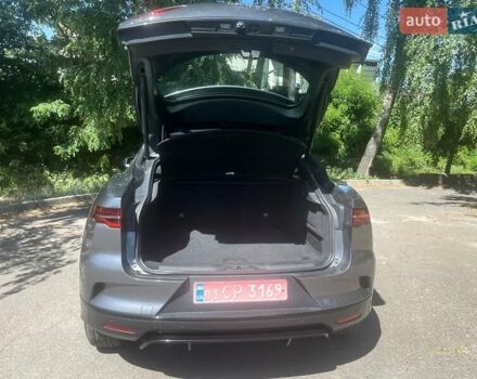 Серый Ягуар I-Pace, объемом двигателя 0 л и пробегом 96 тыс. км за 25000 $, фото 28 на Automoto.ua