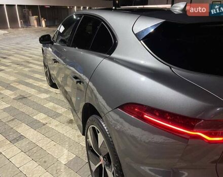 Серый Ягуар I-Pace, объемом двигателя 0 л и пробегом 112 тыс. км за 25500 $, фото 11 на Automoto.ua