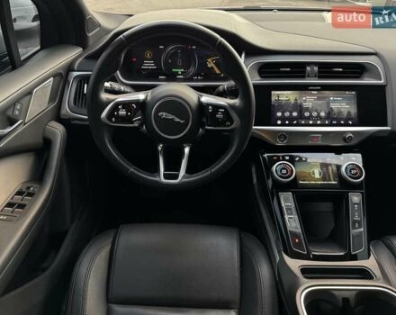 Серый Ягуар I-Pace, объемом двигателя 0 л и пробегом 209 тыс. км за 20900 $, фото 46 на Automoto.ua