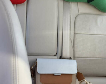 Серый Ягуар I-Pace, объемом двигателя 0 л и пробегом 173 тыс. км за 23499 $, фото 19 на Automoto.ua