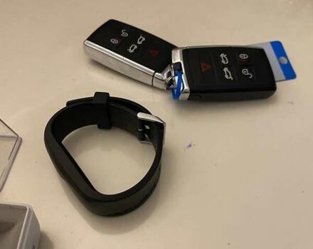 Серый Ягуар I-Pace, объемом двигателя 0 л и пробегом 112 тыс. км за 25500 $, фото 28 на Automoto.ua