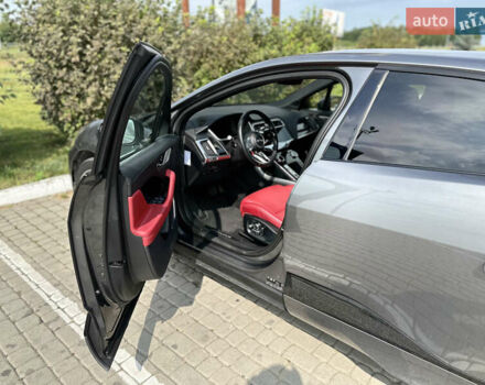 Серый Ягуар I-Pace, объемом двигателя 0 л и пробегом 90 тыс. км за 28300 $, фото 30 на Automoto.ua