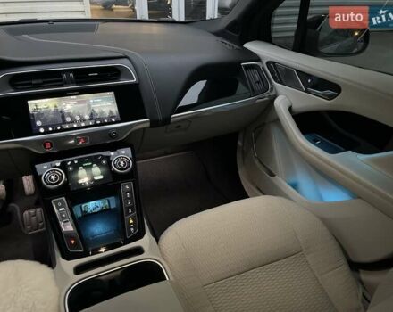 Серый Ягуар I-Pace, объемом двигателя 0 л и пробегом 83 тыс. км за 29500 $, фото 63 на Automoto.ua