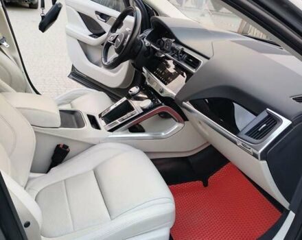 Серый Ягуар I-Pace, объемом двигателя 0 л и пробегом 186 тыс. км за 24000 $, фото 1 на Automoto.ua
