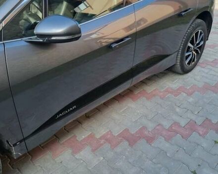Серый Ягуар I-Pace, объемом двигателя 0 л и пробегом 89 тыс. км за 22700 $, фото 7 на Automoto.ua