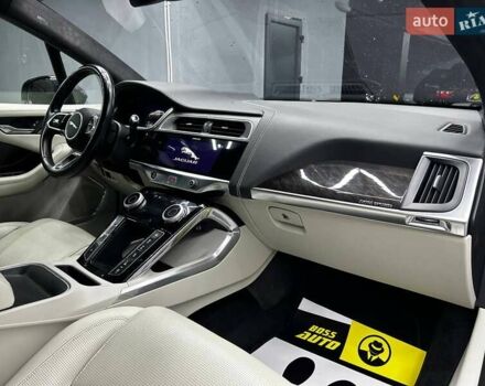Серый Ягуар I-Pace, объемом двигателя 0 л и пробегом 152 тыс. км за 26000 $, фото 9 на Automoto.ua