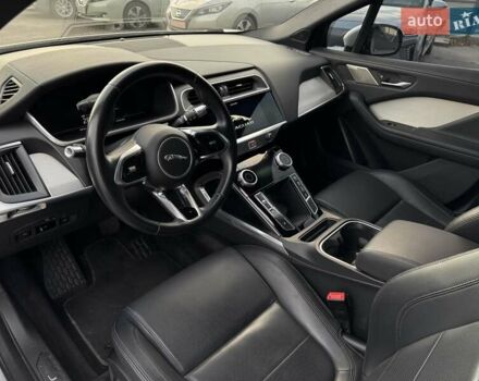 Серый Ягуар I-Pace, объемом двигателя 0 л и пробегом 209 тыс. км за 20900 $, фото 40 на Automoto.ua