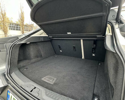 Серый Ягуар I-Pace, объемом двигателя 0 л и пробегом 122 тыс. км за 24800 $, фото 11 на Automoto.ua