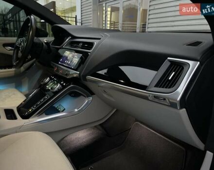 Серый Ягуар I-Pace, объемом двигателя 0 л и пробегом 83 тыс. км за 29500 $, фото 50 на Automoto.ua