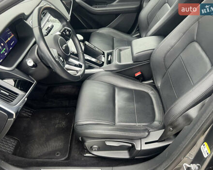Сірий Ягуар I-Pace, об'ємом двигуна 0 л та пробігом 86 тис. км за 22753 $, фото 12 на Automoto.ua