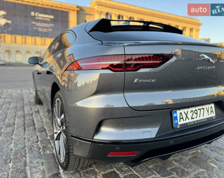 Серый Ягуар I-Pace, объемом двигателя 0 л и пробегом 111 тыс. км за 28200 $, фото 8 на Automoto.ua