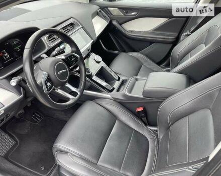 Серый Ягуар I-Pace, объемом двигателя 0 л и пробегом 107 тыс. км за 38500 $, фото 12 на Automoto.ua