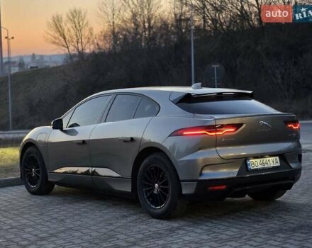 Серый Ягуар I-Pace, объемом двигателя 0 л и пробегом 141 тыс. км за 20499 $, фото 7 на Automoto.ua
