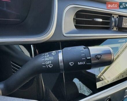 Серый Ягуар I-Pace, объемом двигателя 0 л и пробегом 94 тыс. км за 25900 $, фото 41 на Automoto.ua