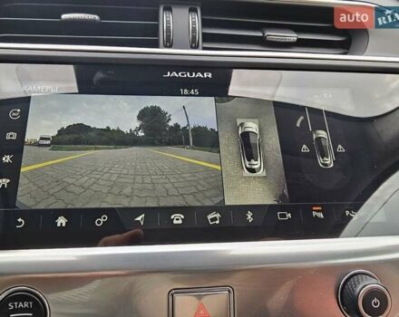 Серый Ягуар I-Pace, объемом двигателя 0 л и пробегом 210 тыс. км за 22066 $, фото 13 на Automoto.ua