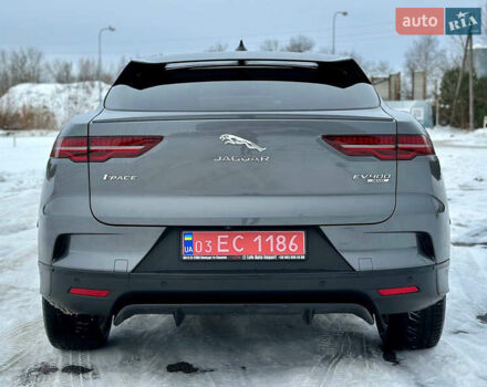 Серый Ягуар I-Pace, объемом двигателя 0 л и пробегом 118 тыс. км за 28000 $, фото 3 на Automoto.ua