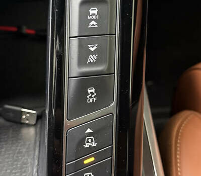 Серый Ягуар I-Pace, объемом двигателя 0 л и пробегом 159 тыс. км за 22999 $, фото 12 на Automoto.ua