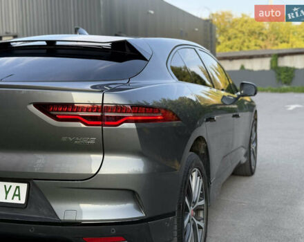 Серый Ягуар I-Pace, объемом двигателя 0 л и пробегом 89 тыс. км за 25400 $, фото 2 на Automoto.ua