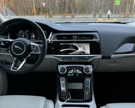 Серый Ягуар I-Pace, объемом двигателя 0 л и пробегом 71 тыс. км за 33300 $, фото 7 на Automoto.ua