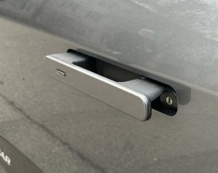 Серый Ягуар I-Pace, объемом двигателя 0 л и пробегом 122 тыс. км за 24800 $, фото 14 на Automoto.ua