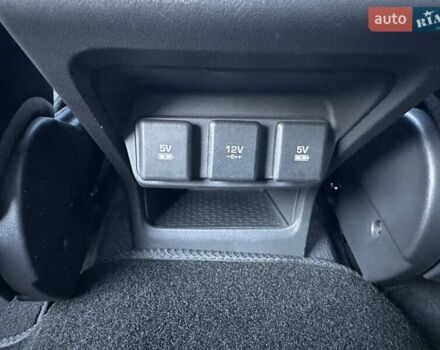 Серый Ягуар I-Pace, объемом двигателя 0 л и пробегом 94 тыс. км за 25900 $, фото 68 на Automoto.ua