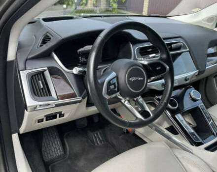 Серый Ягуар I-Pace, объемом двигателя 0 л и пробегом 150 тыс. км за 29000 $, фото 2 на Automoto.ua