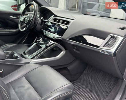 Серый Ягуар I-Pace, объемом двигателя 0 л и пробегом 155 тыс. км за 25300 $, фото 9 на Automoto.ua