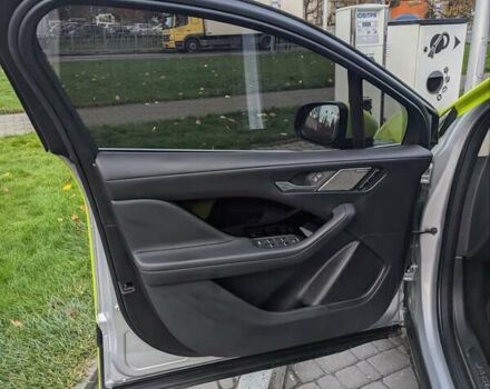Серый Ягуар I-Pace, объемом двигателя 0 л и пробегом 169 тыс. км за 22000 $, фото 16 на Automoto.ua