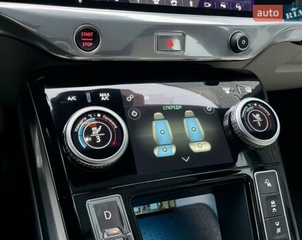 Серый Ягуар I-Pace, объемом двигателя 0 л и пробегом 83 тыс. км за 29500 $, фото 37 на Automoto.ua