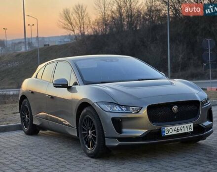 Серый Ягуар I-Pace, объемом двигателя 0 л и пробегом 141 тыс. км за 20499 $, фото 1 на Automoto.ua