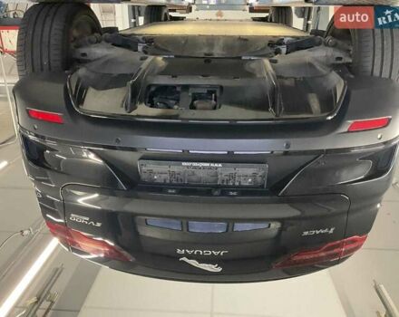 Серый Ягуар I-Pace, объемом двигателя 0 л и пробегом 95 тыс. км за 21950 $, фото 5 на Automoto.ua
