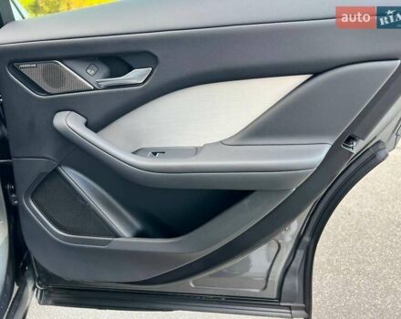Серый Ягуар I-Pace, объемом двигателя 0 л и пробегом 114 тыс. км за 28500 $, фото 27 на Automoto.ua