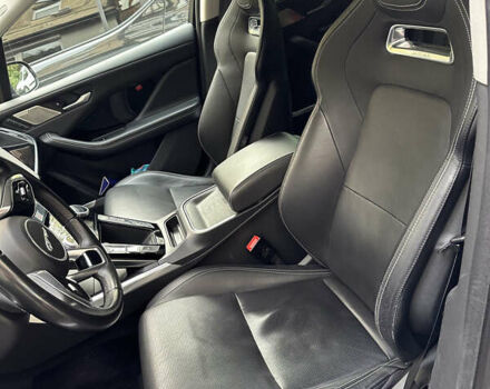 Серый Ягуар I-Pace, объемом двигателя 0 л и пробегом 94 тыс. км за 25490 $, фото 10 на Automoto.ua