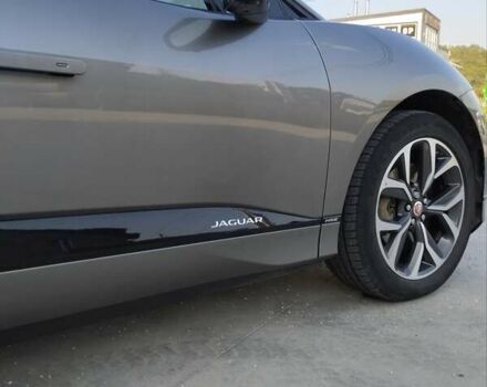 Ягуар I-Pace 2018 в Тернополе на Automoto.ua Серый Ягуар I-Pace, объемом двигателя 0 л и пробегом 149 тыс. км за 30100 $, фото 4 на Automoto.ua
