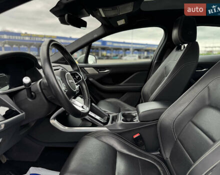 Серый Ягуар I-Pace, объемом двигателя 0 л и пробегом 150 тыс. км за 20900 $, фото 27 на Automoto.ua