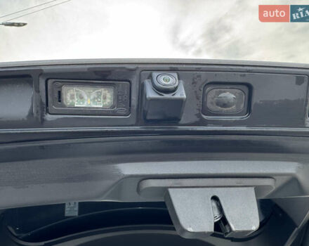 Серый Ягуар I-Pace, объемом двигателя 0 л и пробегом 143 тыс. км за 25500 $, фото 10 на Automoto.ua